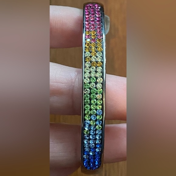 Silver tone and rainbow rhinestone hinged bangle and ring set. - Picture 4 of 5